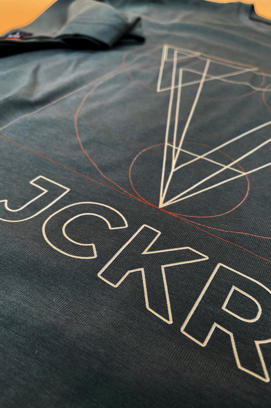 ASSO • Printed Minimalist T-shirt •