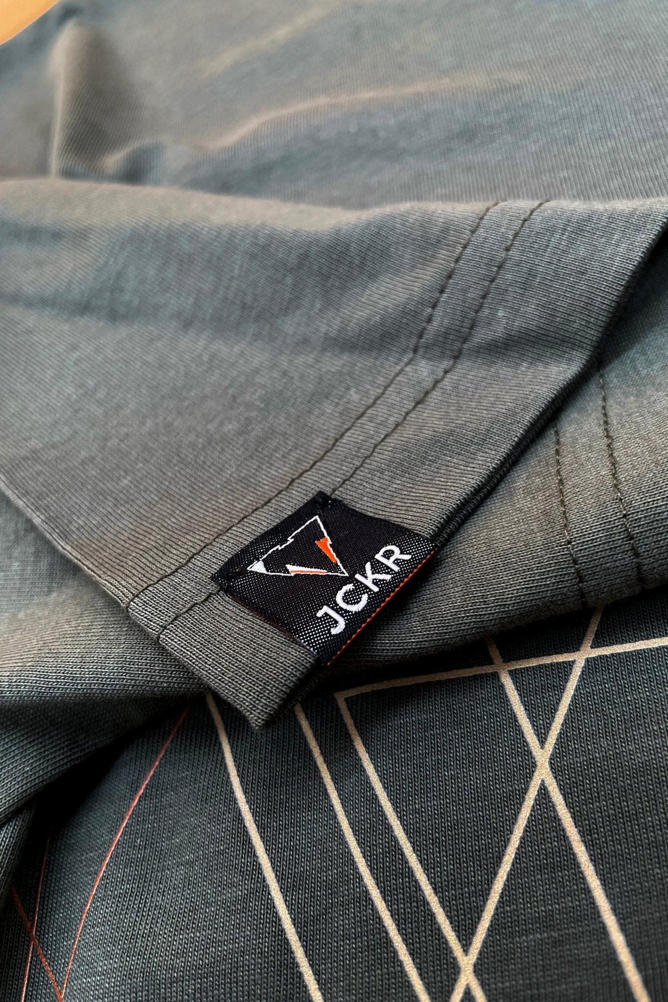 ASSO • Printed Minimalist T-shirt • - variable | JCKR clothing