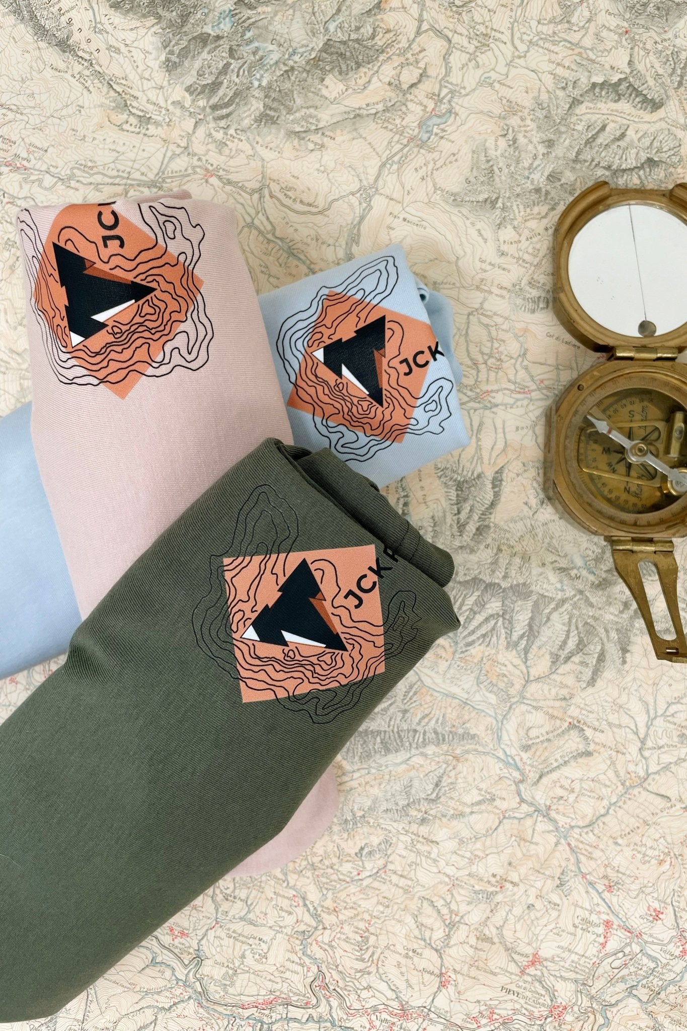 DERNA • Printed Organic Cotton T-shirt For Those Who Wander - variable | JCKR clothing