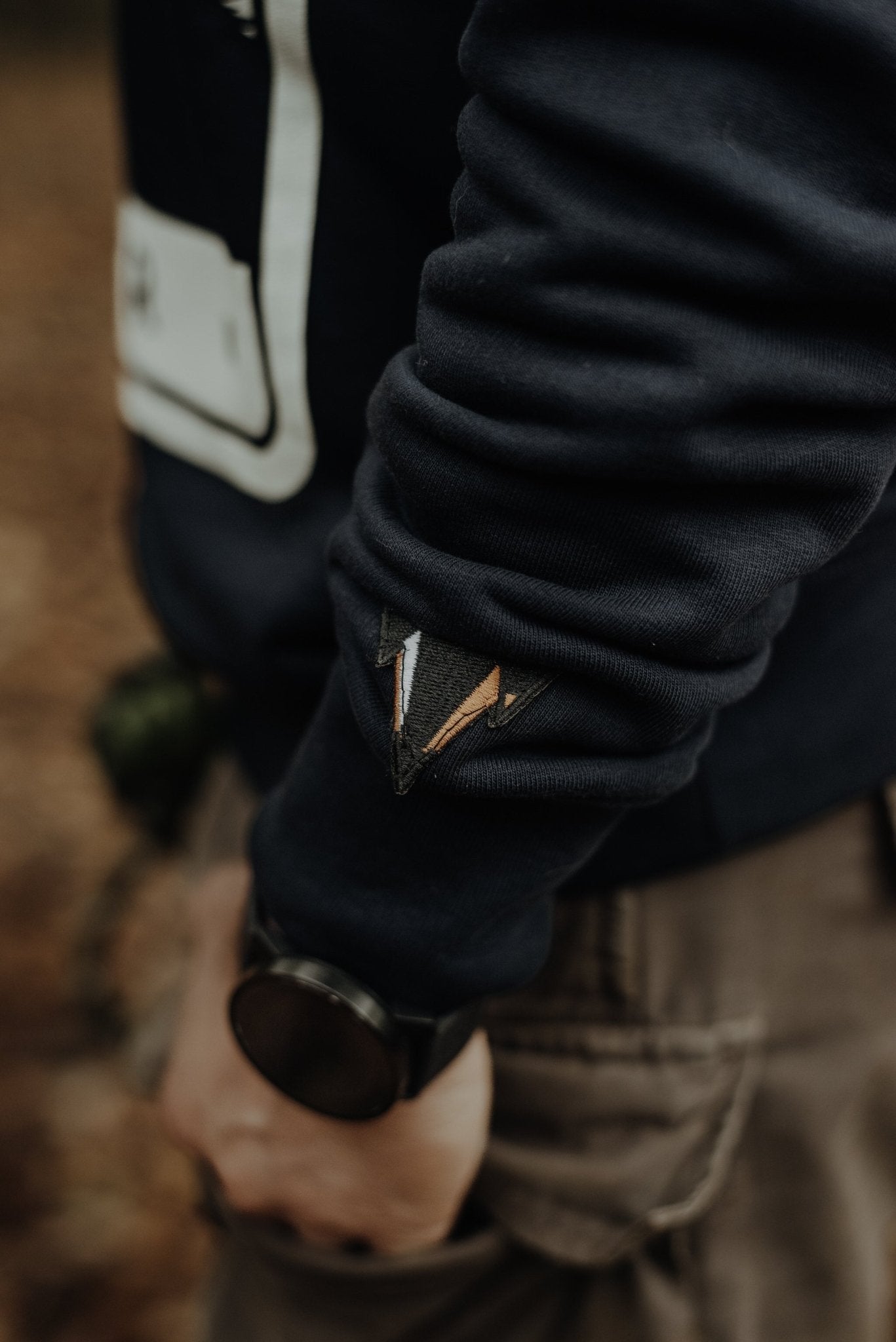 NOVA • navy blue crewneck sweatshirt - variable | JCKR clothing