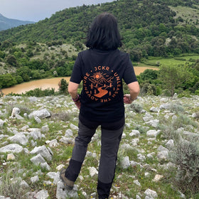 UNLEASH THE ADVENTURE • printed crewneck t-shirt - variable | JCKR clothing